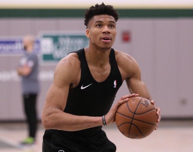 向世界展示 向世界展示