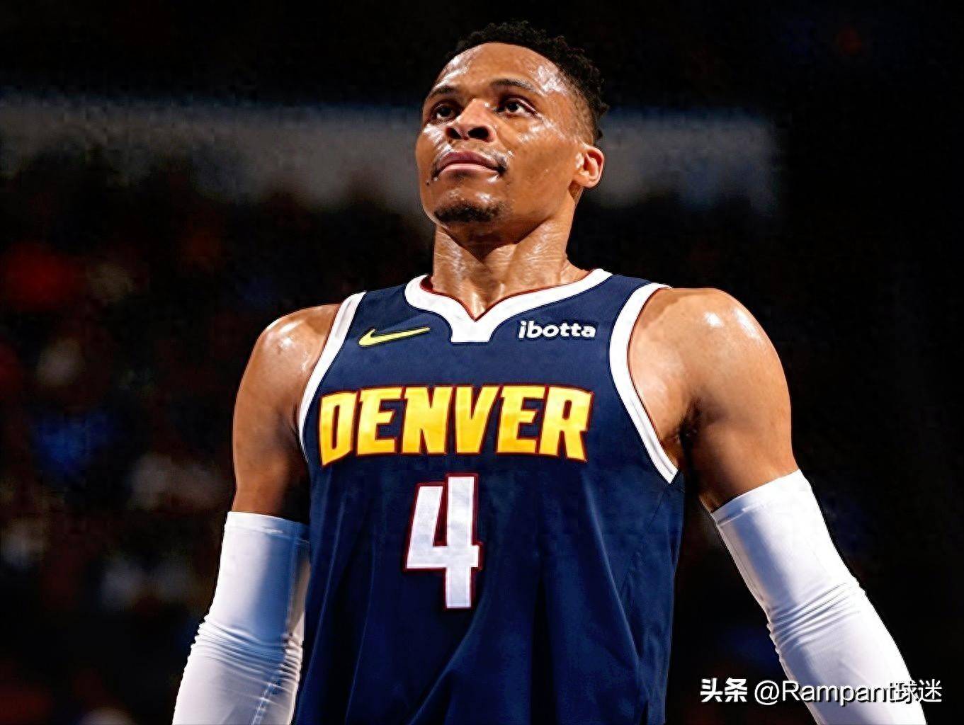 在欧冠与联 在欧冠与联